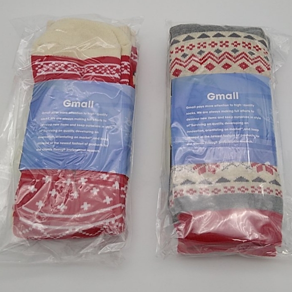 Women's 2 Pairs  Christmas Socks - Picture 4 of 4